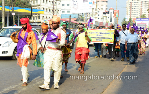 Konkani lokostav procession